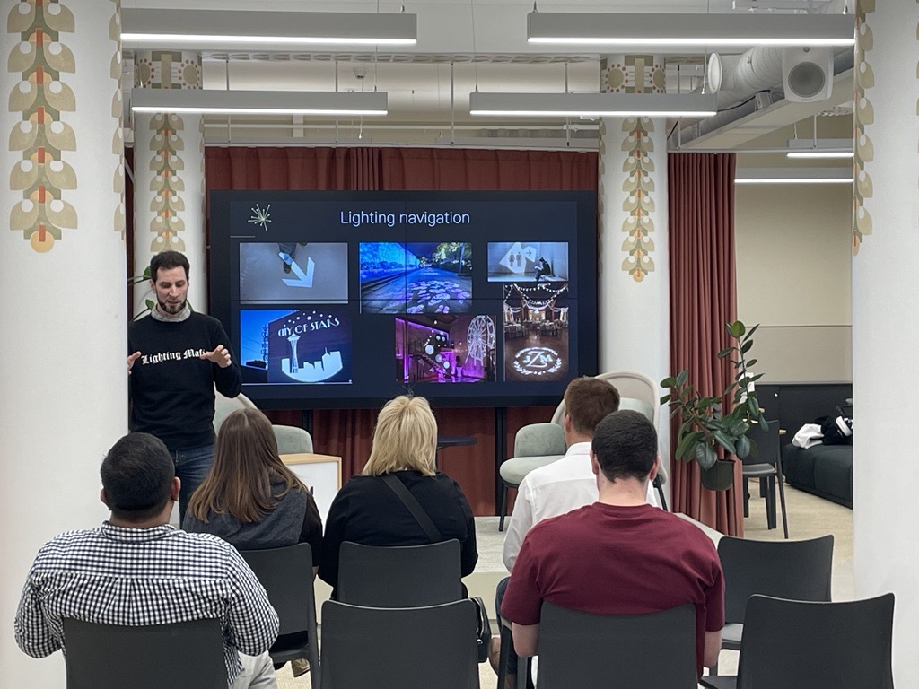 Pitching at Mall of Tripla Challenge